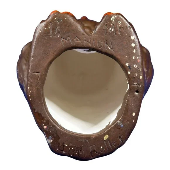 1974 Hand-Painted Ceramic Owl – Student Gift Figurine, Signed, 4¼" Vintage Decor - Picture 6 of 6